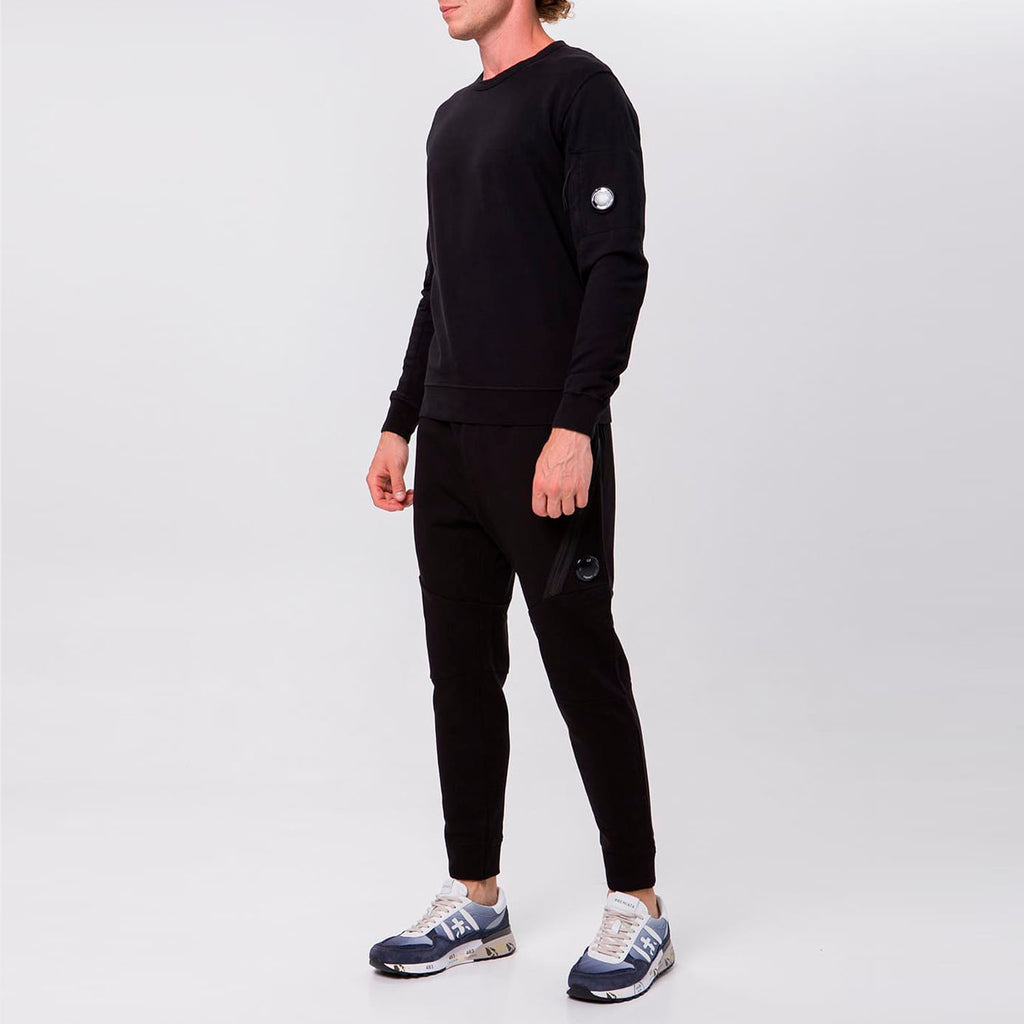 C.P. COMPANY GOGGLE-LOGO CREWNECK SWEATSHIRT IN BLACK
