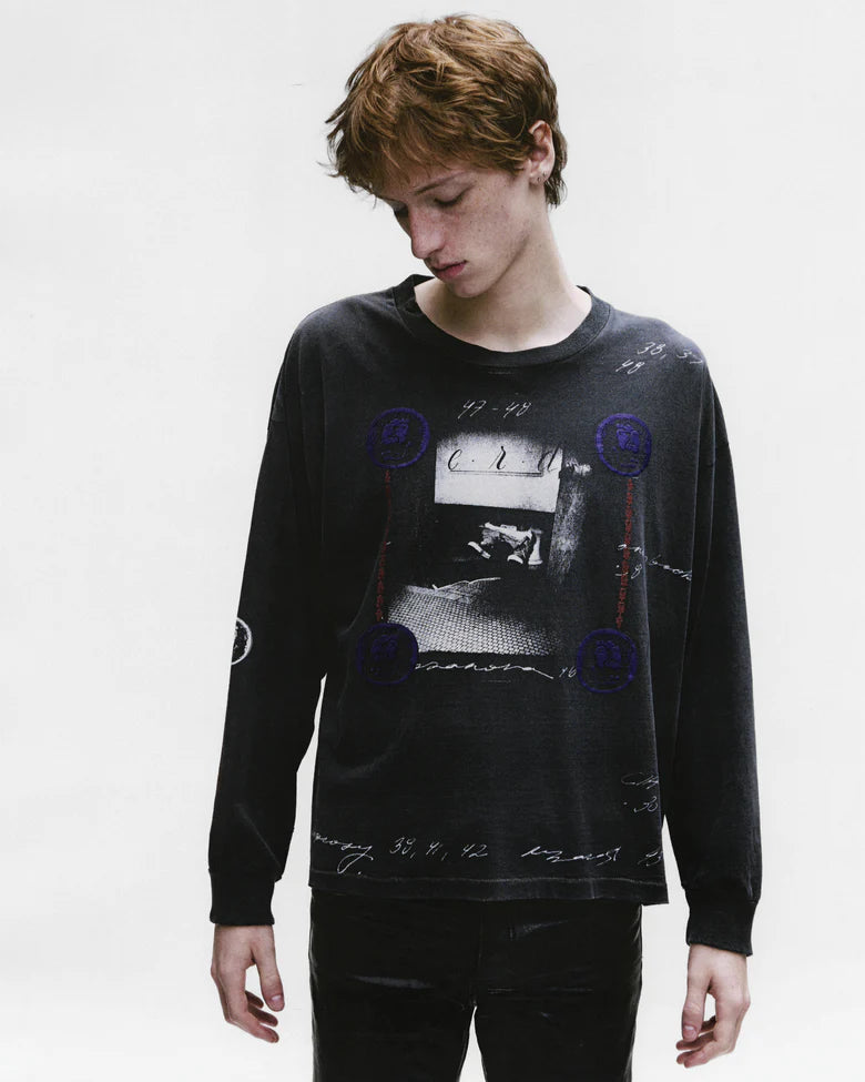 ENFANTS RICHES DÉPRIMÉS BATHROOM STALL LS T-SHIRT IN VINTAGE BLACK