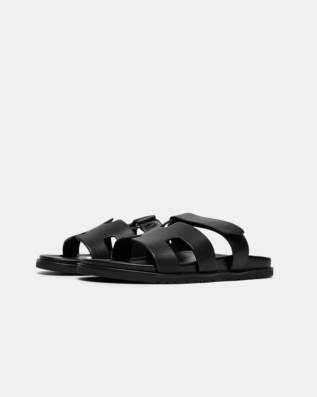 HERMÈS CHYPRE SANDAL IN BLACK