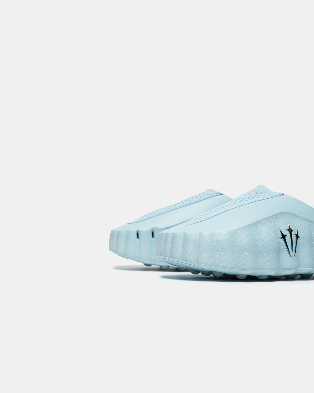 NIKE MIND 001 X DRAKE’S NOCTA ICEMAN