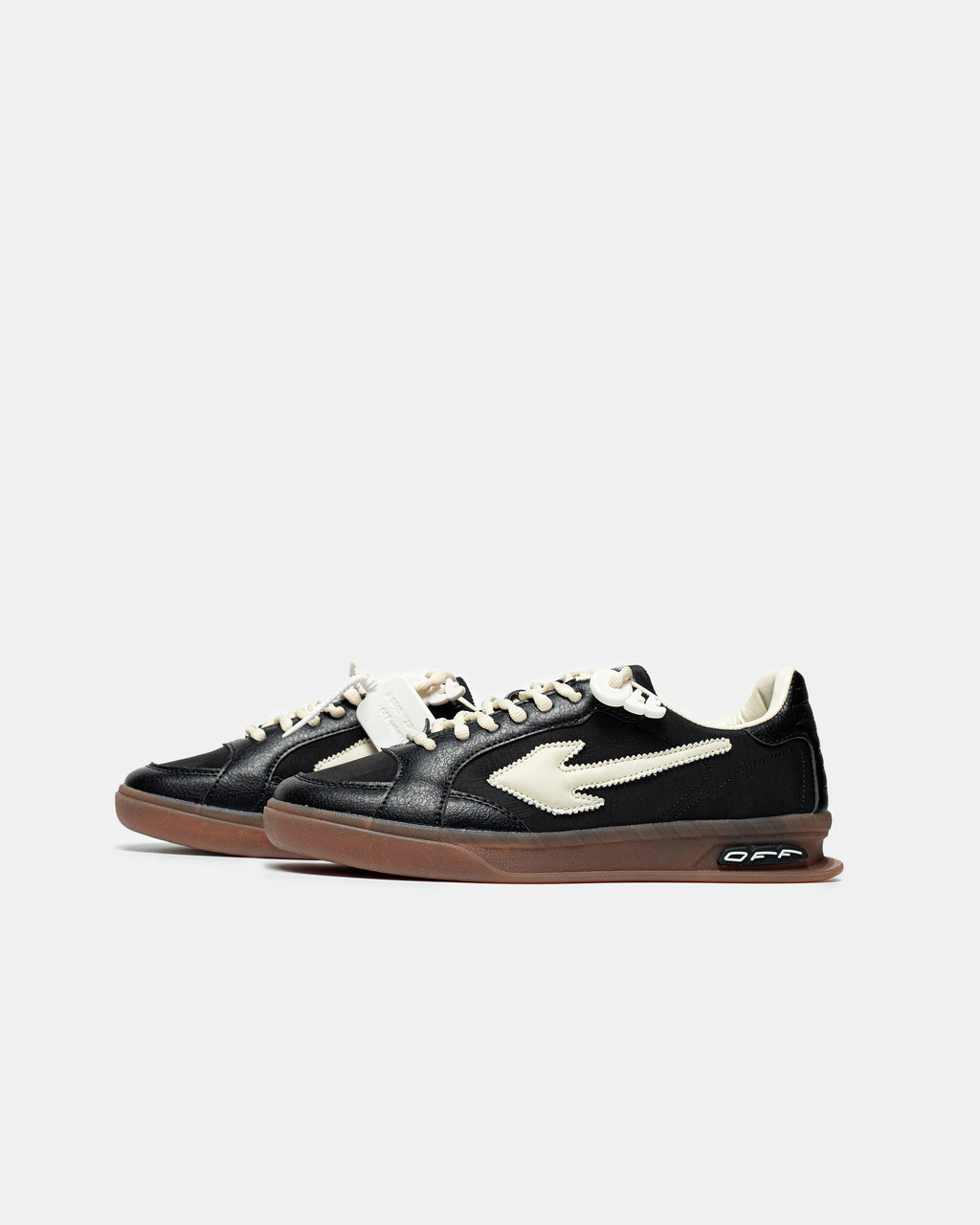 OFF-WHITE END OF PLAY 'BLACK'