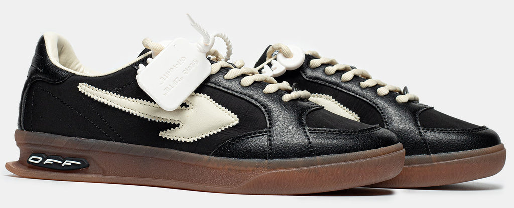 OFF-WHITE END OF PLAY 'BLACK'