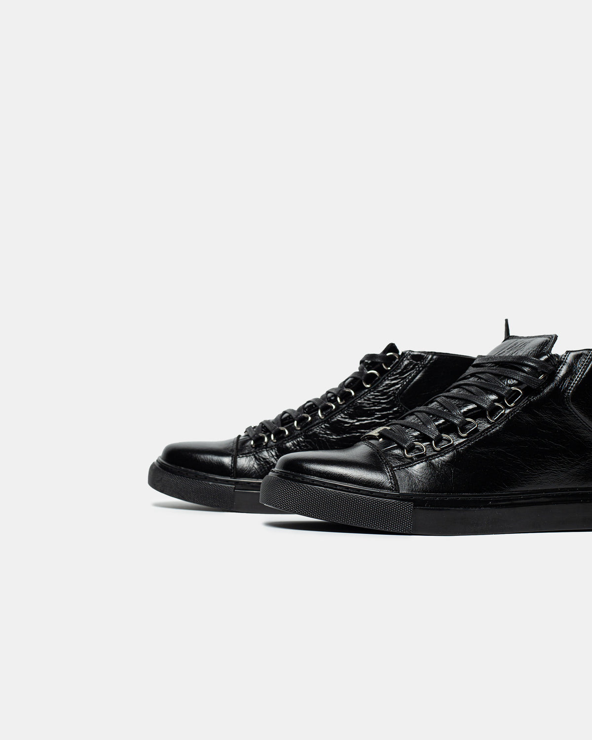 BALENCIAGA ARENA HIGH SNEAKER IN BLACK