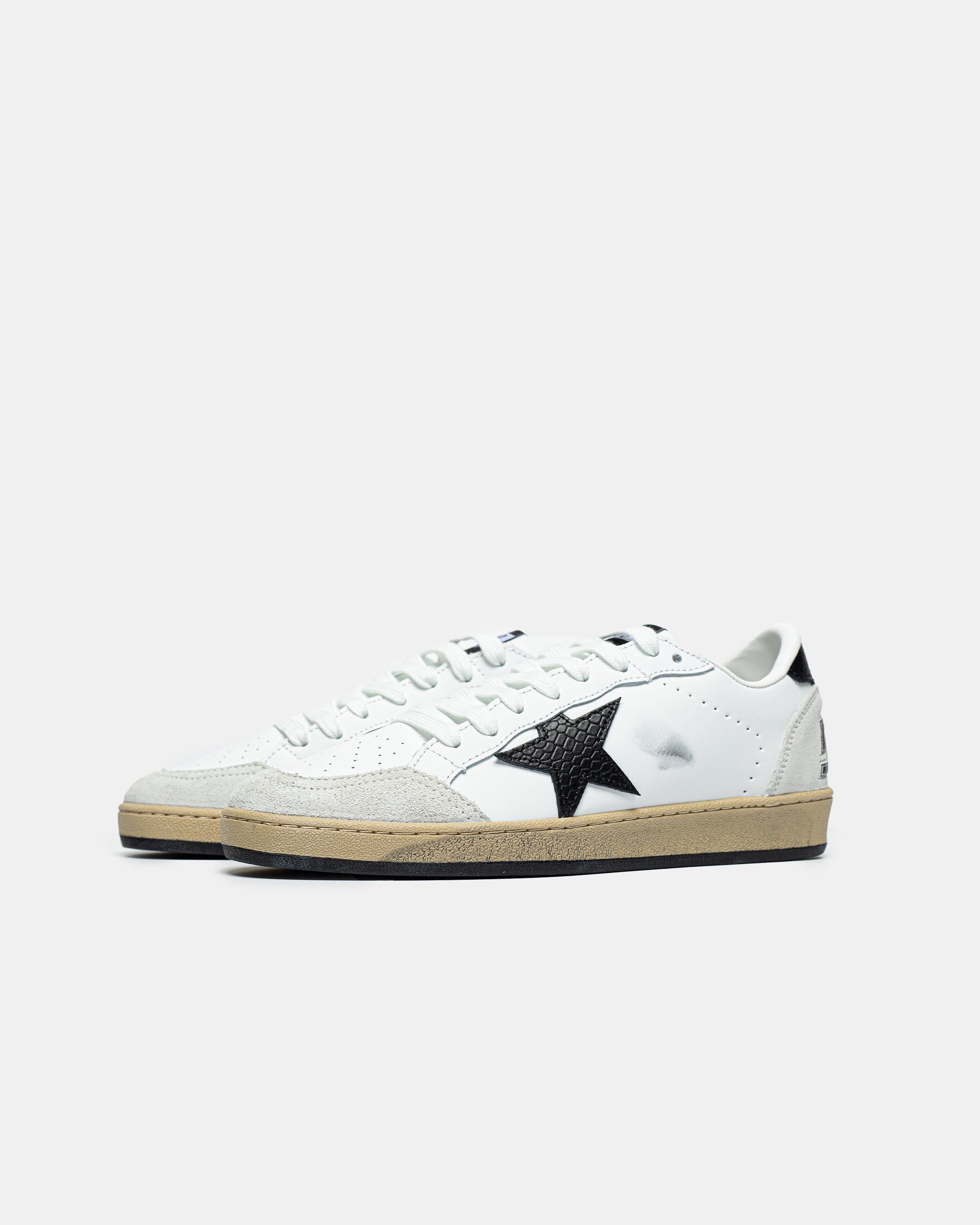 GOLDEN GOOSE BALL STAR 'WHITE BLACK'