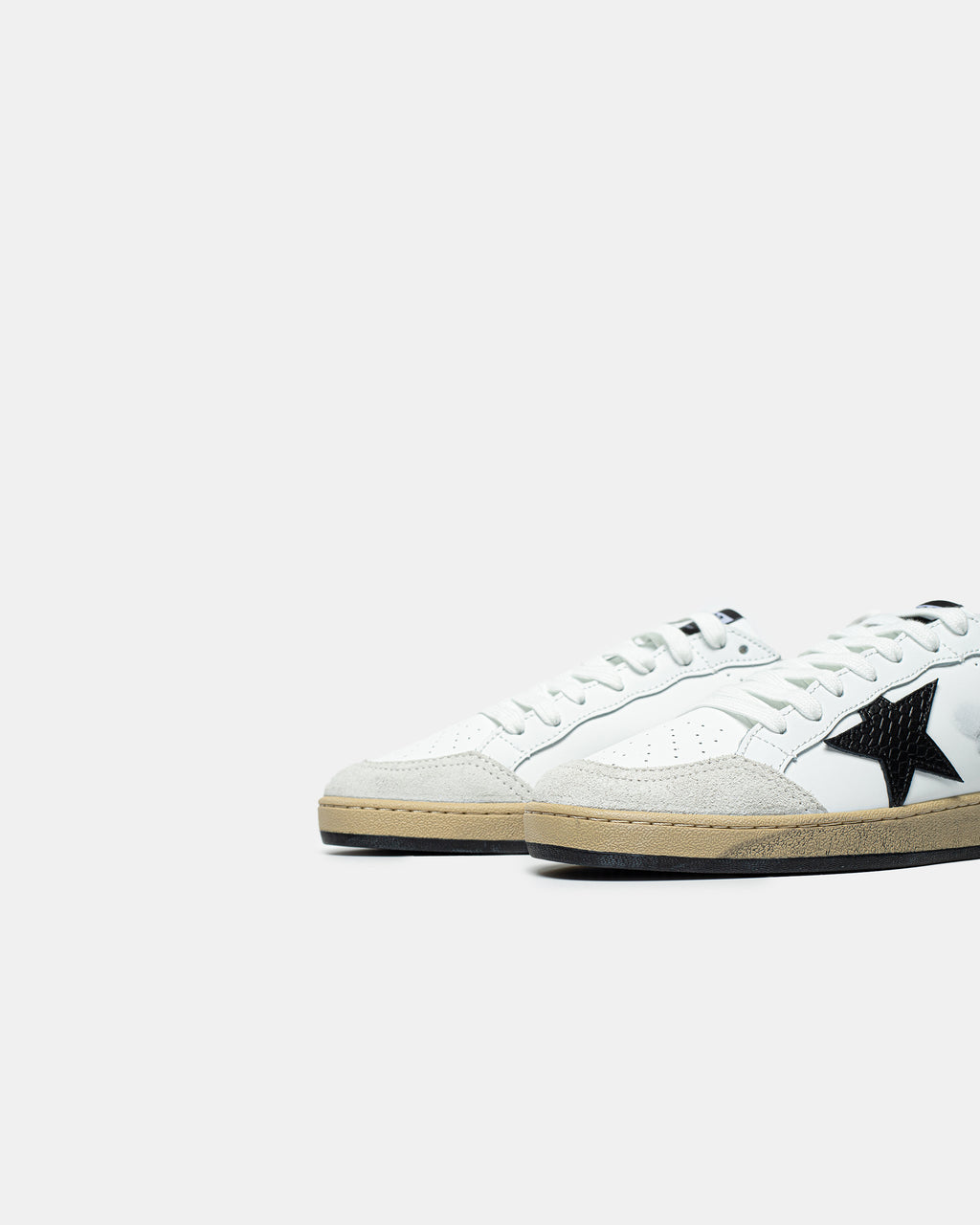 GOLDEN GOOSE BALL STAR 'WHITE BLACK'