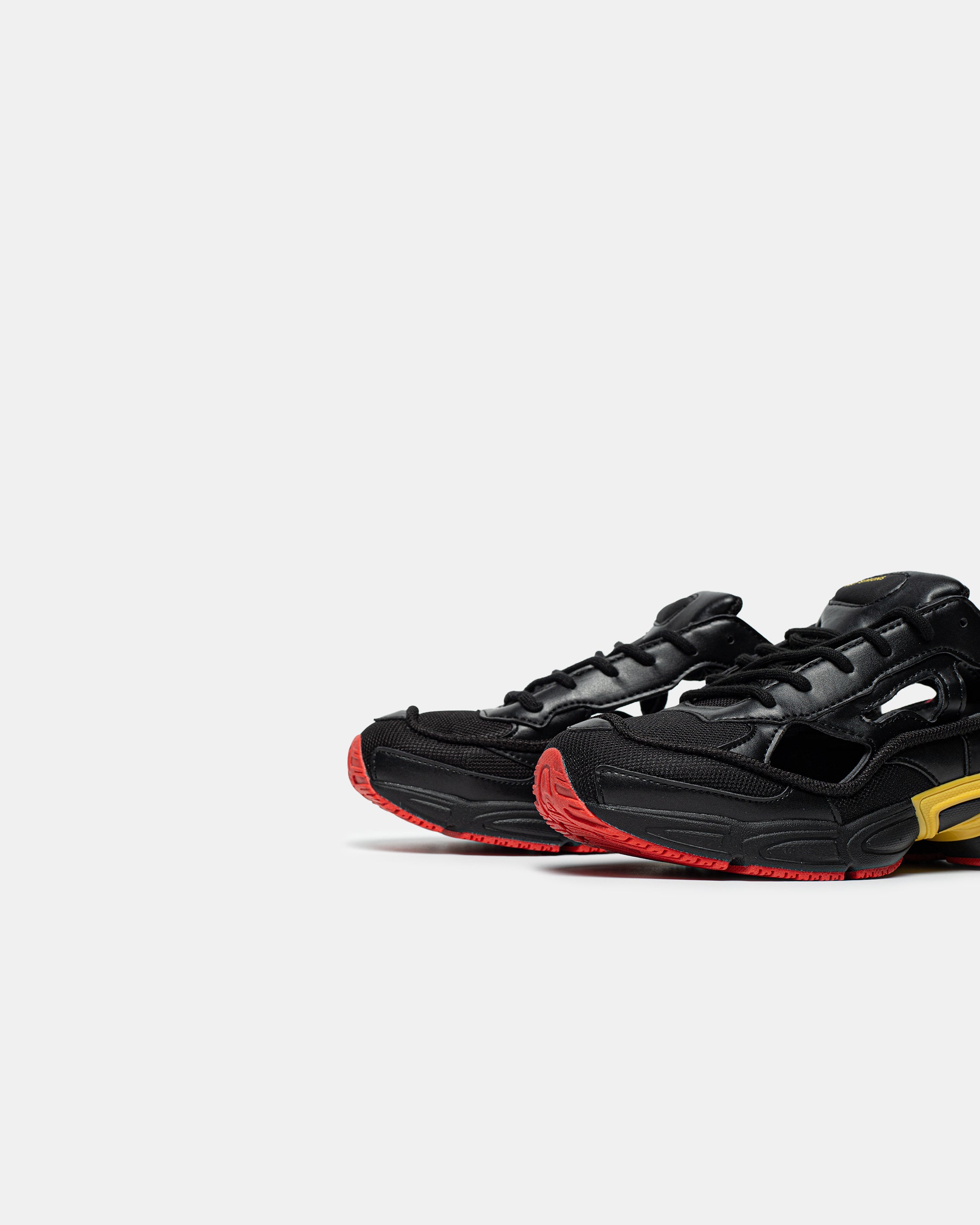 RAF SIMONS X ADIDAS OZWEEGO REPLICANT 'BELGIUM'