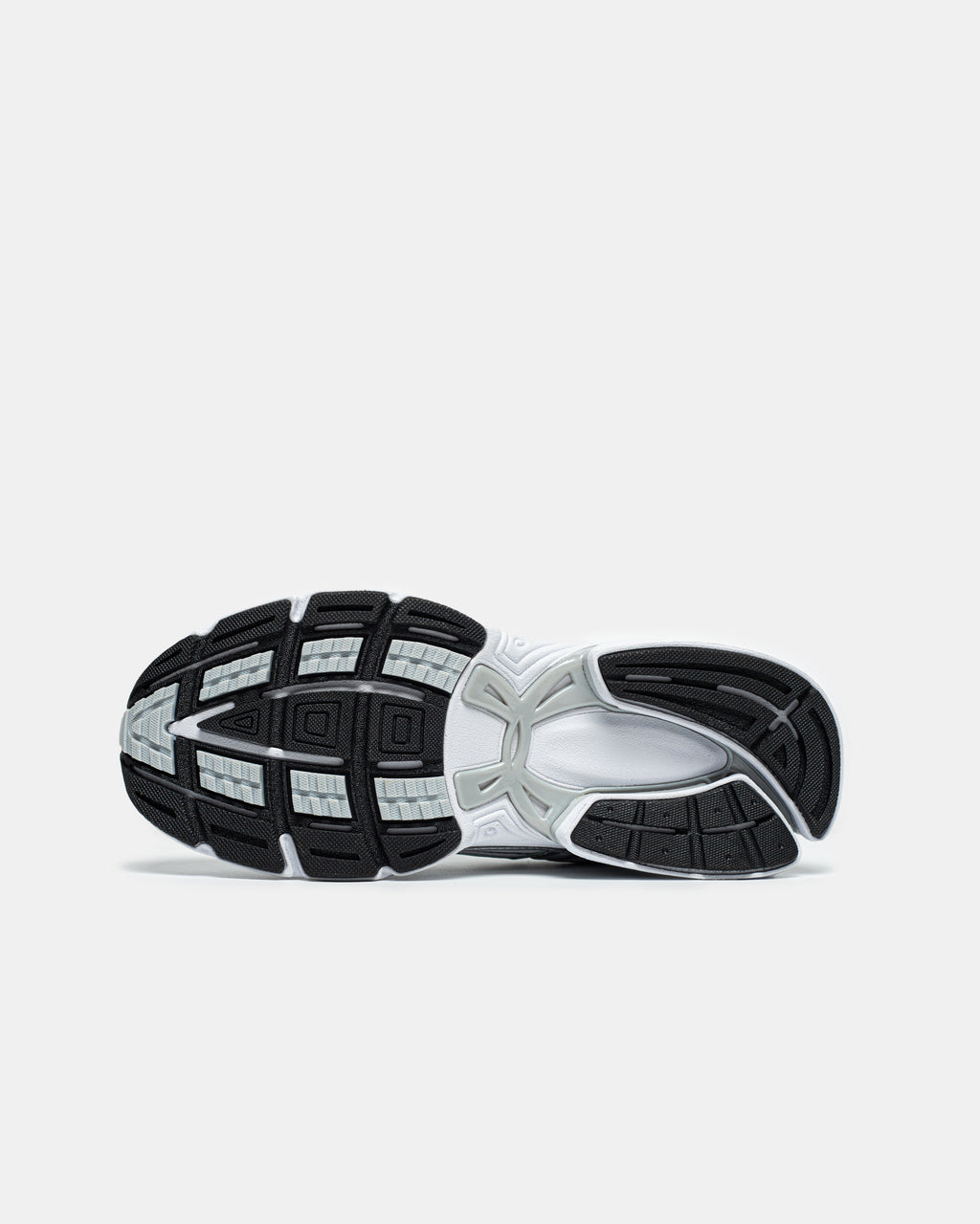 UNDER ARMOUR SOLA 'WHITE METALLIC SILVER'