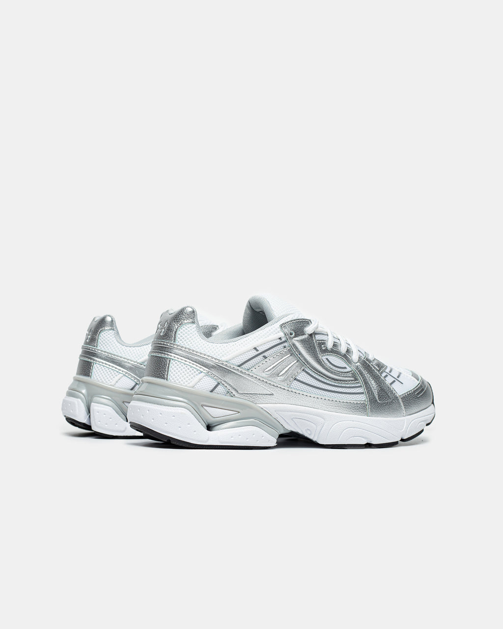 UNDER ARMOUR SOLA 'WHITE METALLIC SILVER'