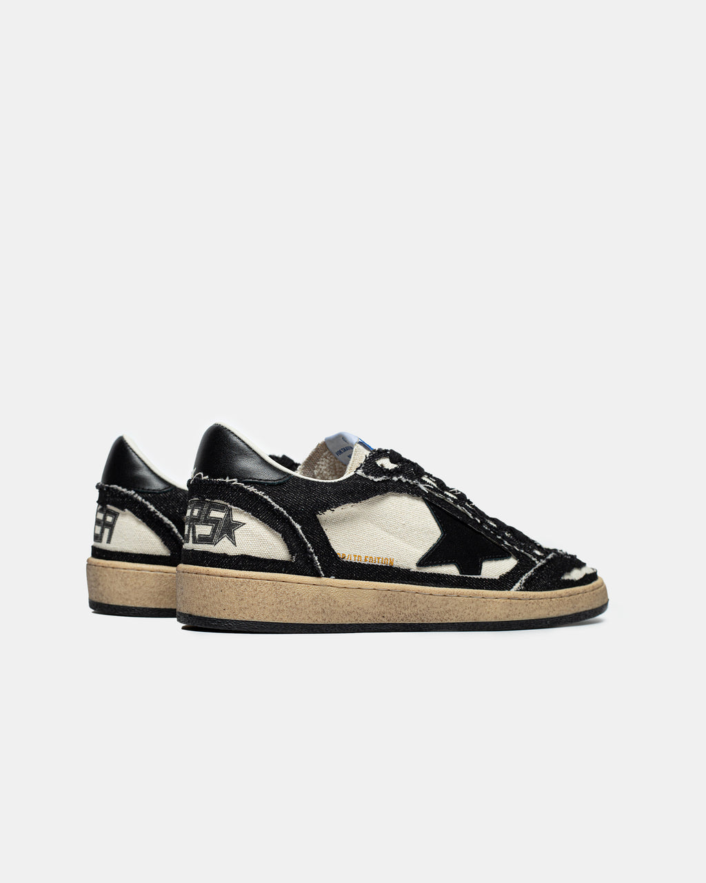 GOLDEN GOOSE BALL STAR IN BLACK/WHITE
