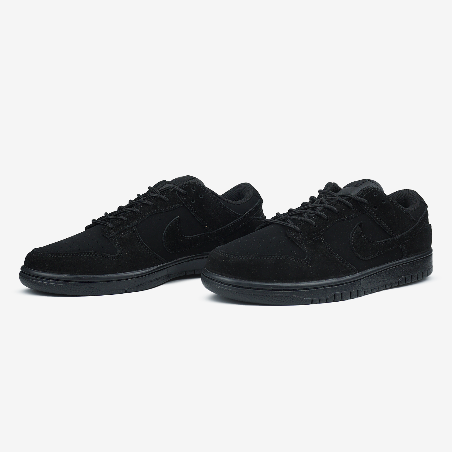 NIKE DUNK LOW PRO SB 'TRIPLE BLACK'