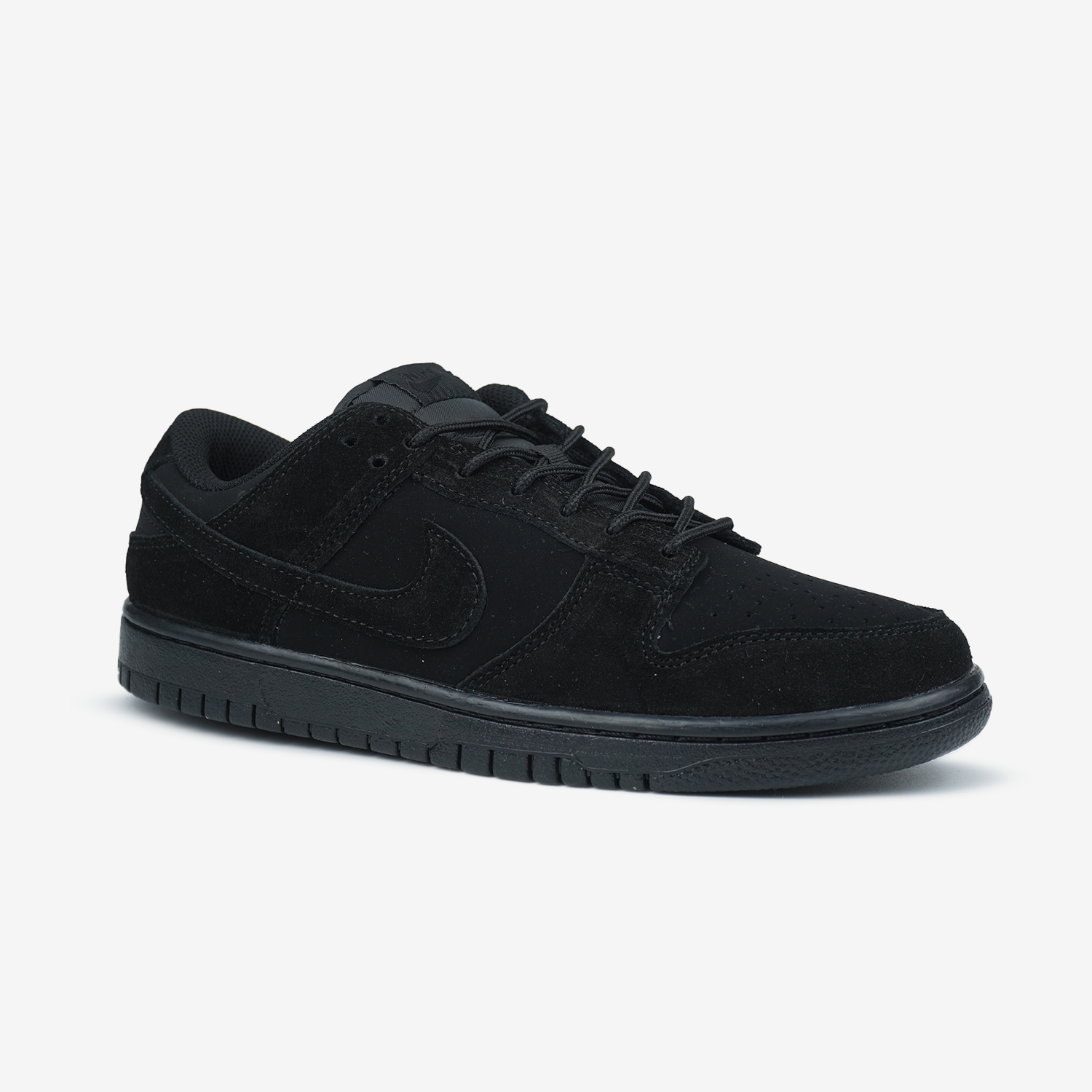 NIKE DUNK LOW PRO SB 'TRIPLE BLACK'