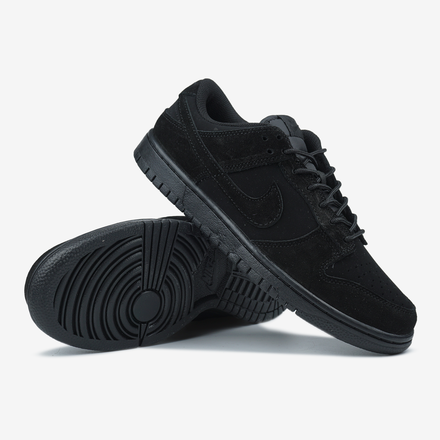 NIKE DUNK LOW PRO SB 'TRIPLE BLACK'