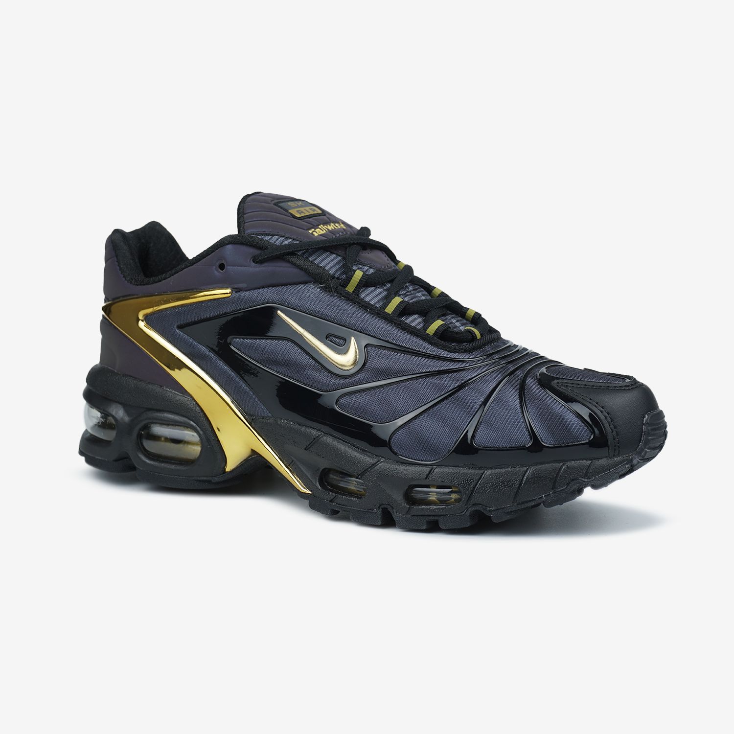 NIKE AIR MAX SKEPTA TAILWIND IN BLACK/GOLD