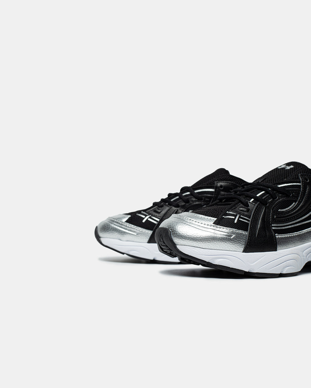 UNDER ARMOUR SOLA 'BLACK WHITE METALLIC SILVER'