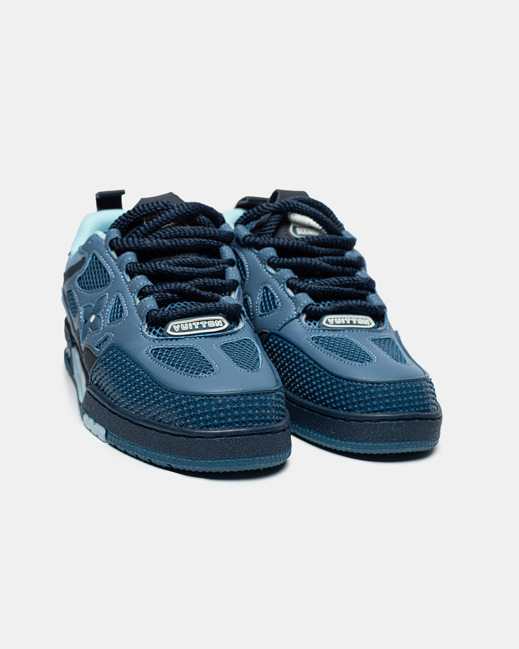 LOUIS VUITTON TRAINER SNEAKER LOW IN “MONOGRAM BLUE”