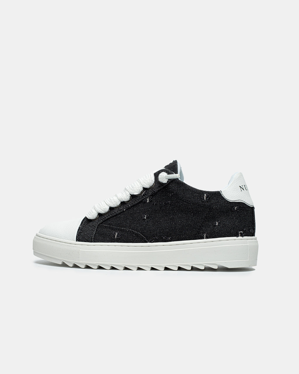 NUMERIS SNEAKER IN BLACK DENIM