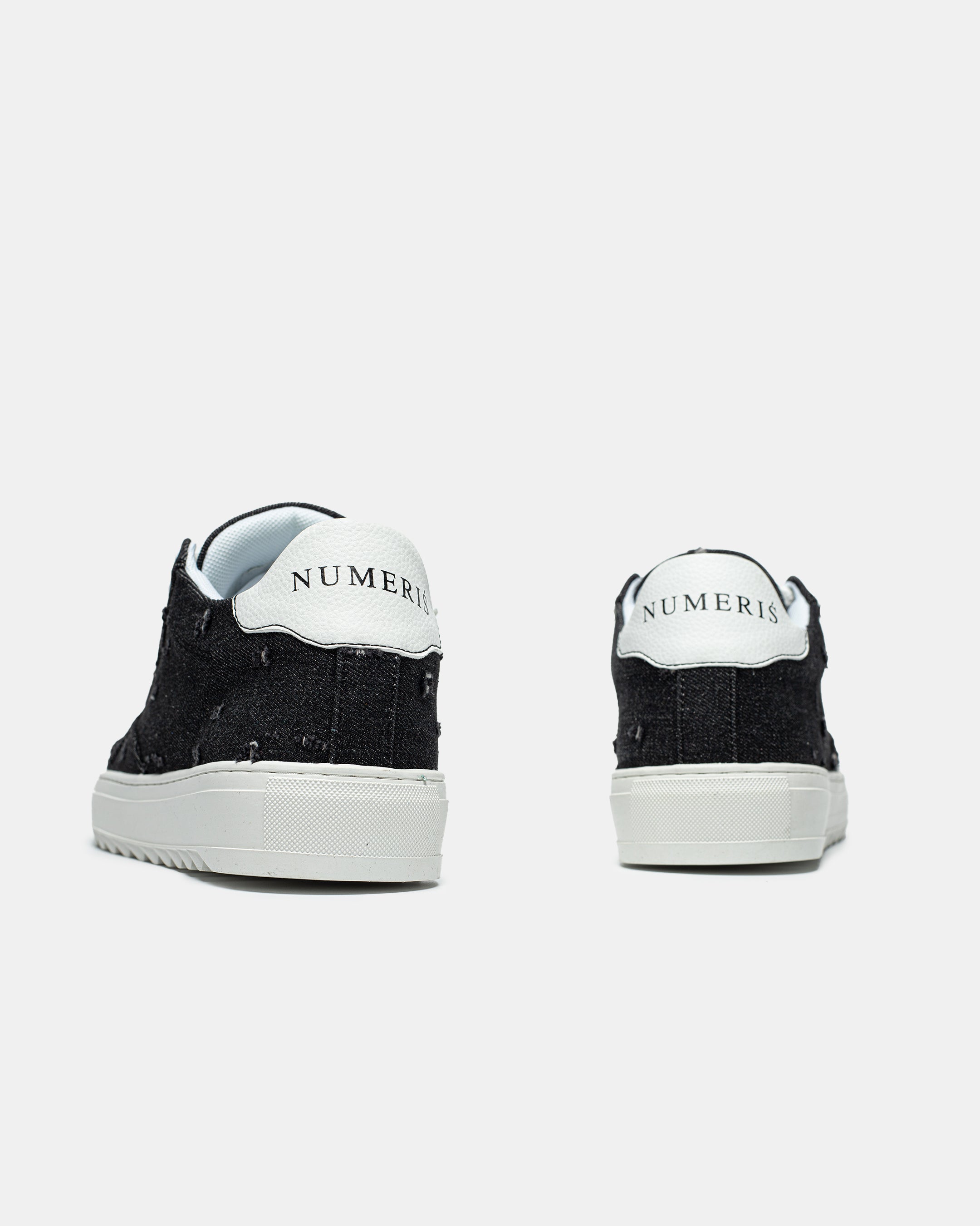 NUMERIS SNEAKER IN BLACK DENIM