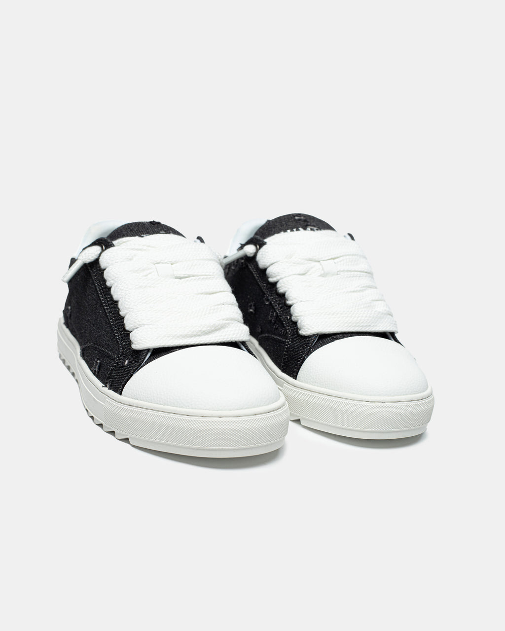 NUMERIS SNEAKER IN BLACK DENIM