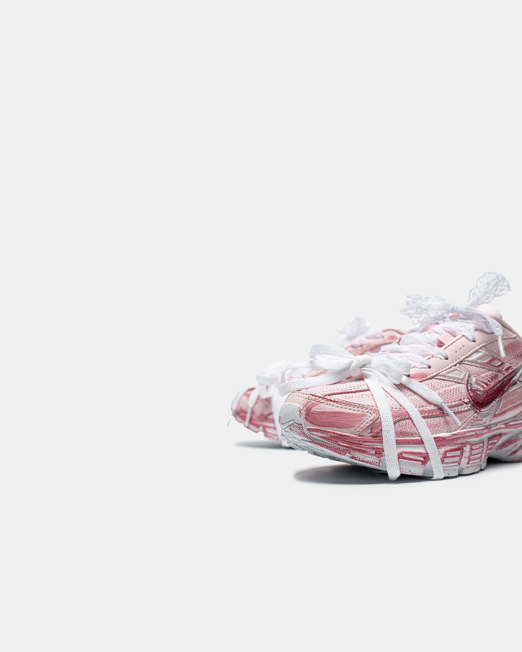 NIKE INITIATOR CUSTOM SNEAKER IN PINK 2.0