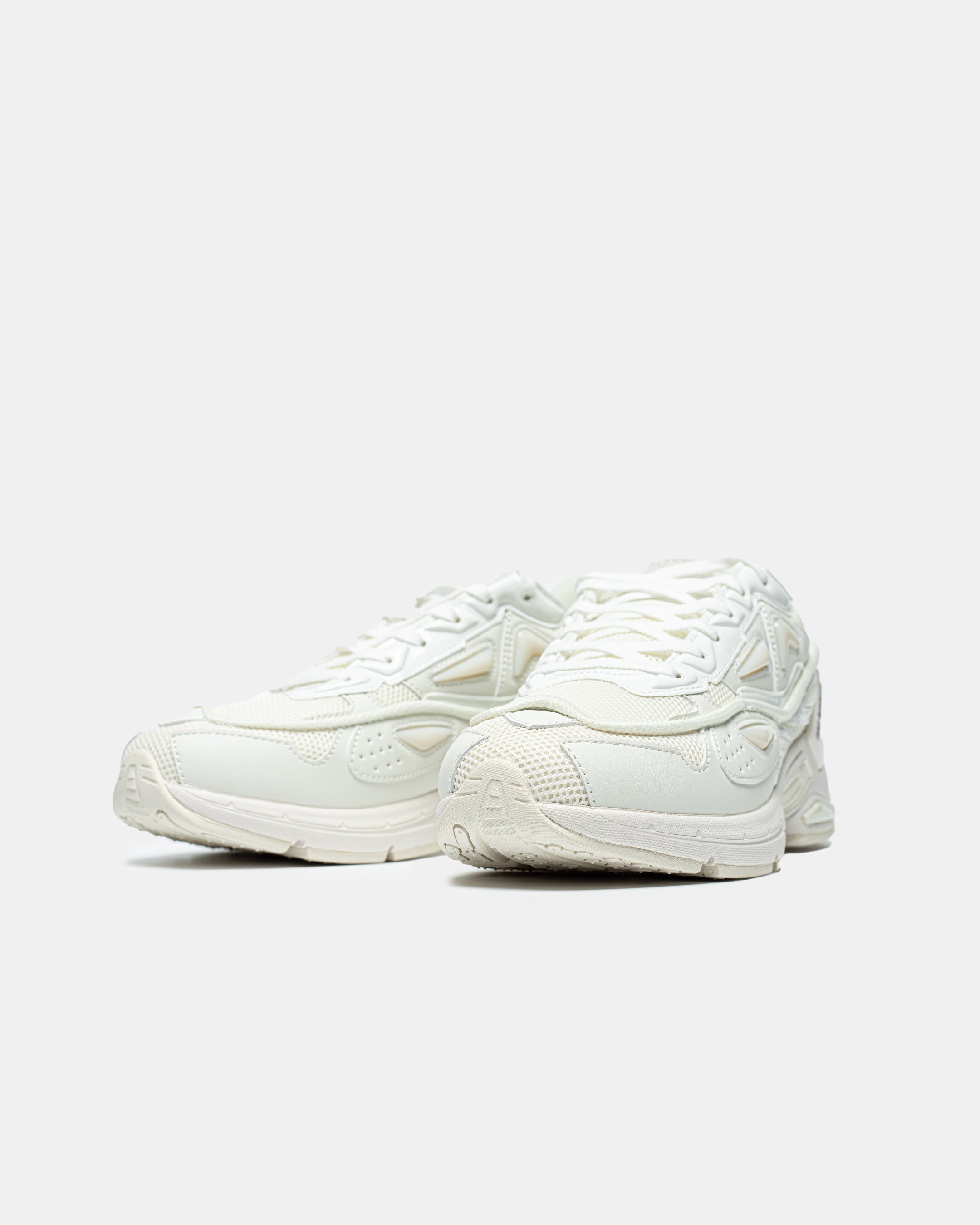 RAF SIMONS PHARAXUS SNEAKER IN WHITE/BEIGE