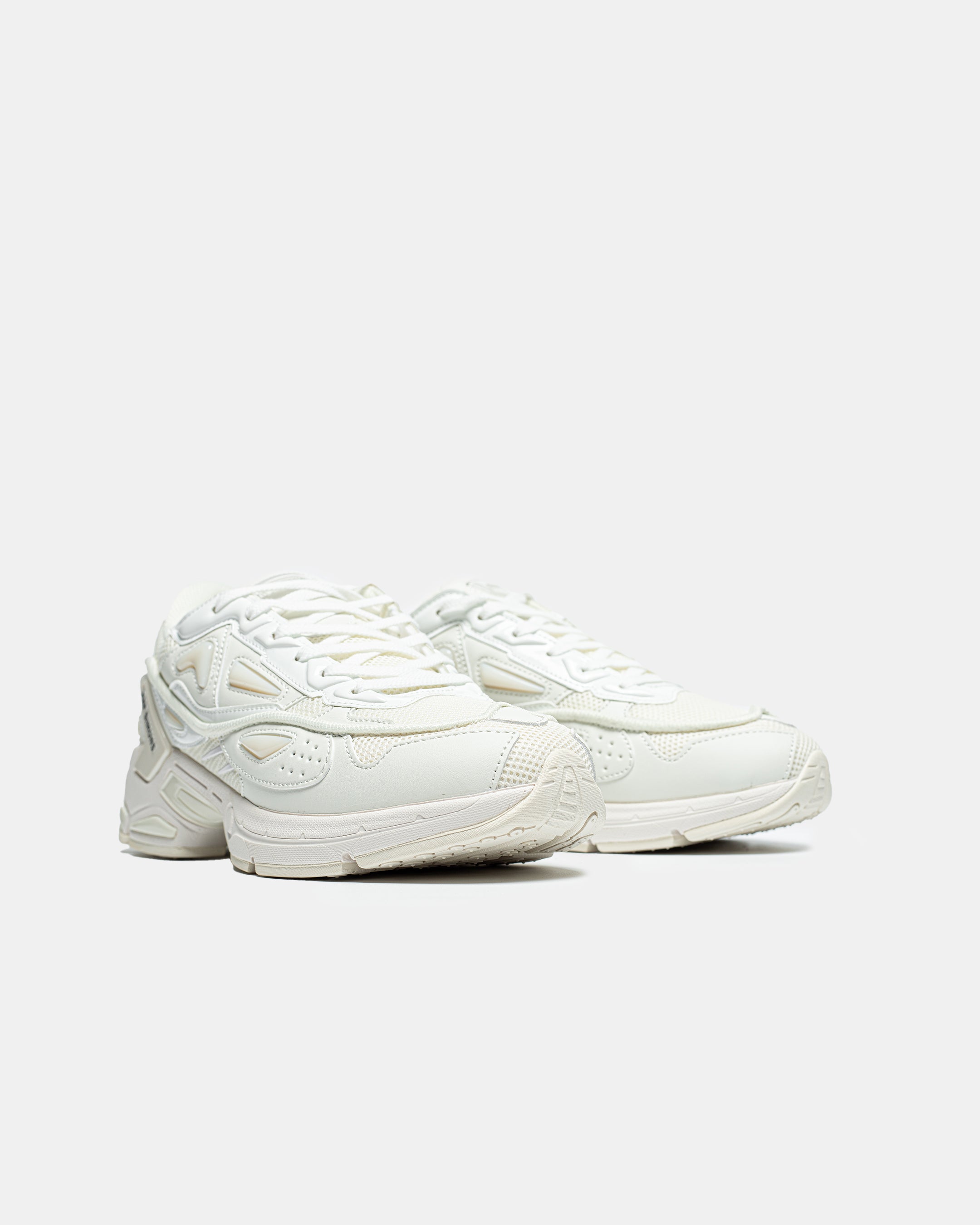 RAF SIMONS PHARAXUS SNEAKER IN WHITE/BEIGE