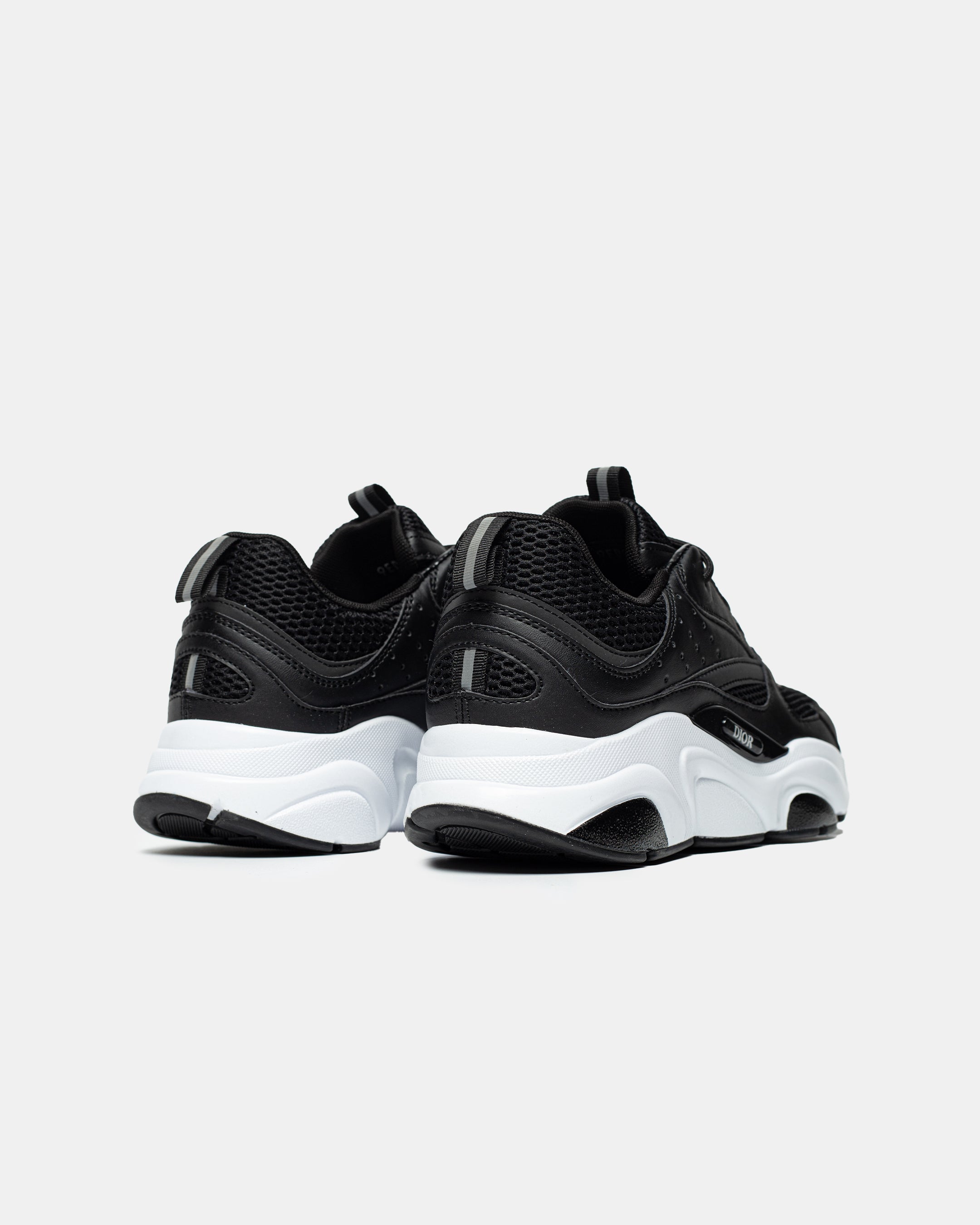 DIOR B22 SNEAKER IN BLACK/WHITE