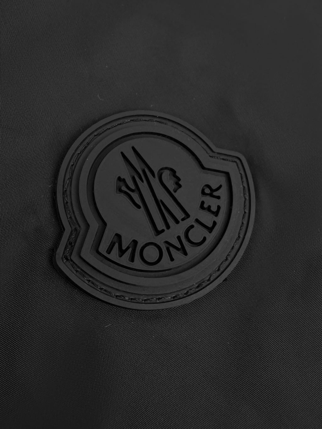 MONCLER VANDELLI REVERSIBLE HOODED JACKET