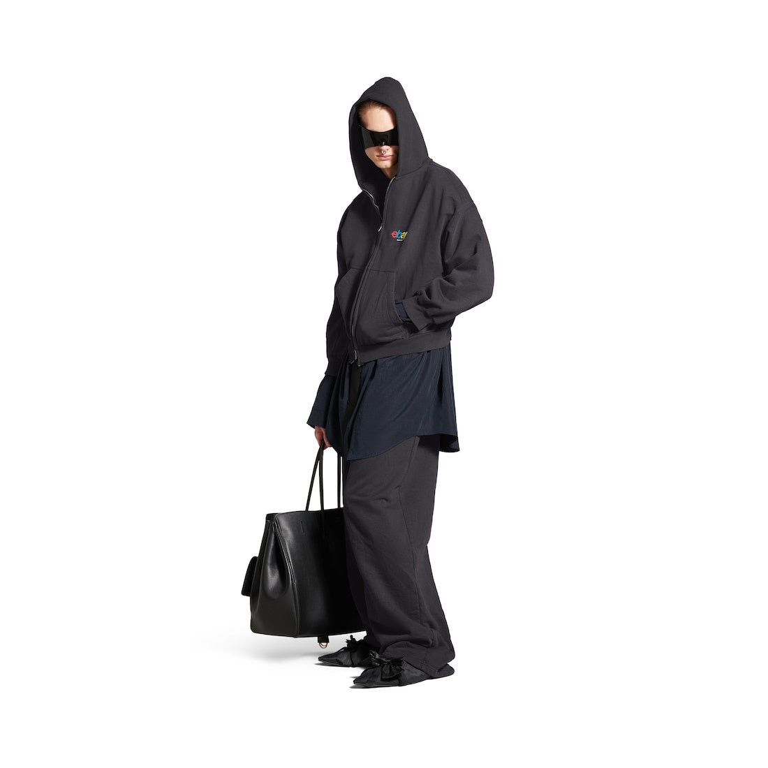BALENCIAGA EBAY ZIP-UP HOODIE REGULAR FIT IN BLACK