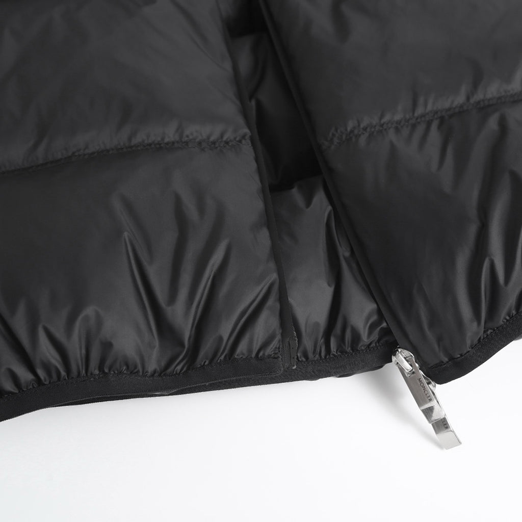 MONCLER POITEVIN HOODED SHORT DOWN JACKET