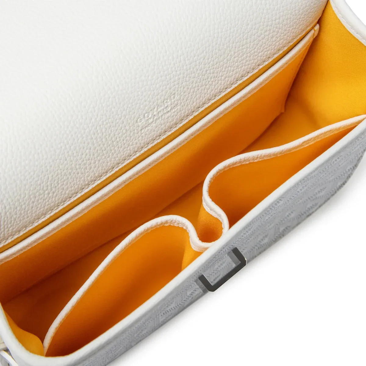 GOYARD BELVÉDÈRE PM CROSSBODY BAG IN WHITE