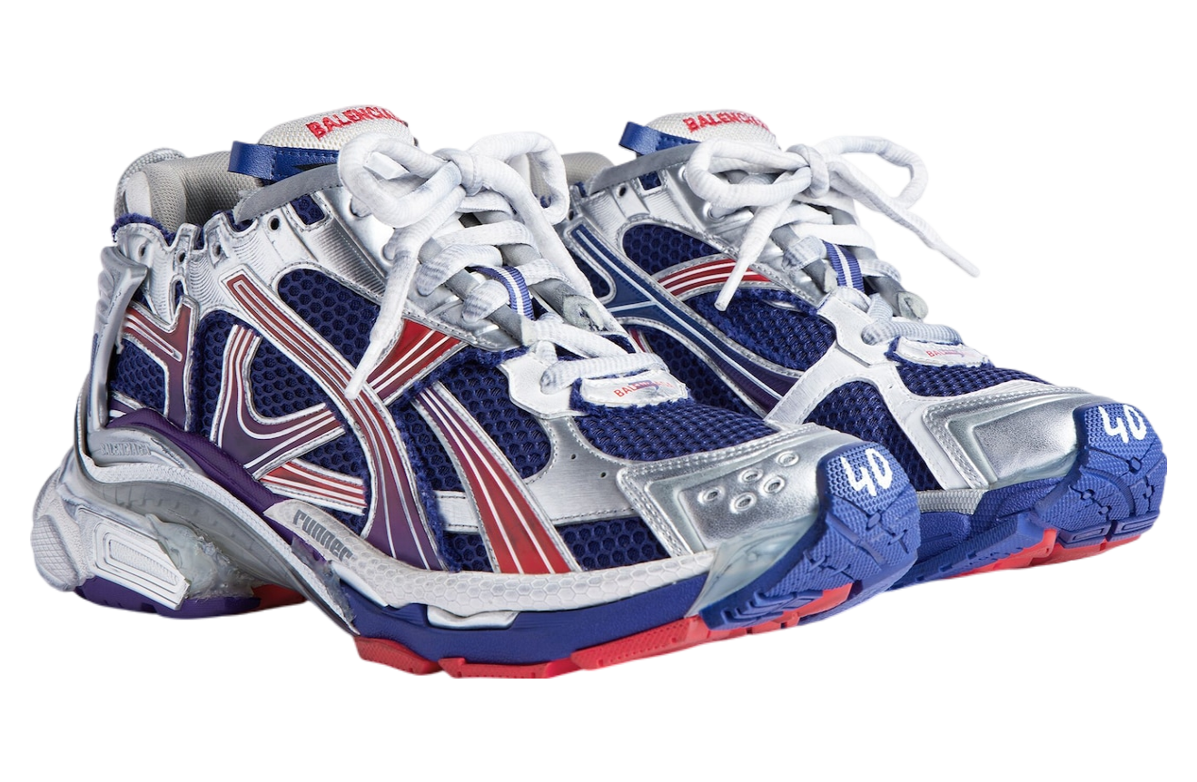 BALENCIAGA RUNNER IN GRADIENT NAVY / RED