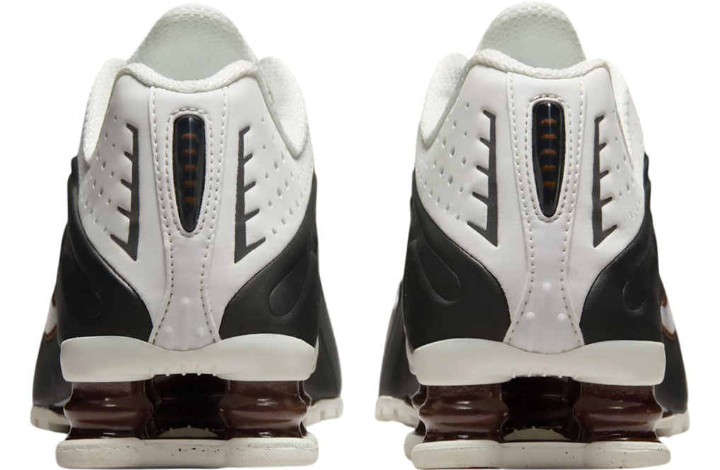 NIKE SHOX R4 SAIL / BLACK / FAUNA BROWN