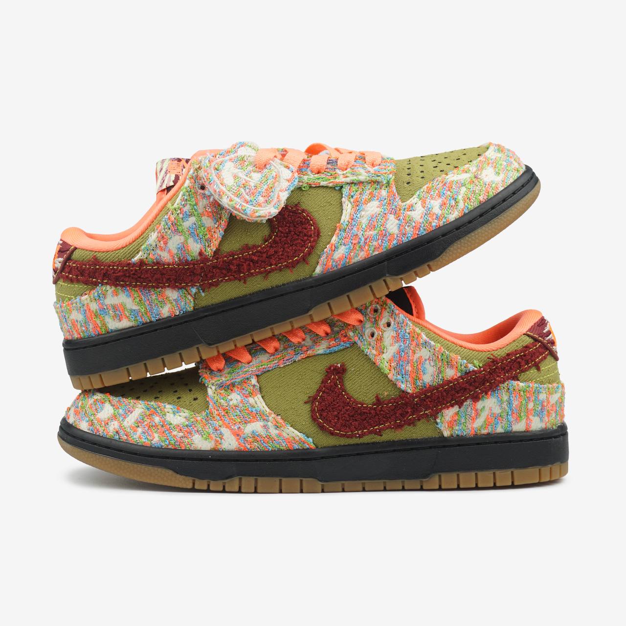 NIKE SB DUNK LOW PANDA MONIUM GREEN CURRY