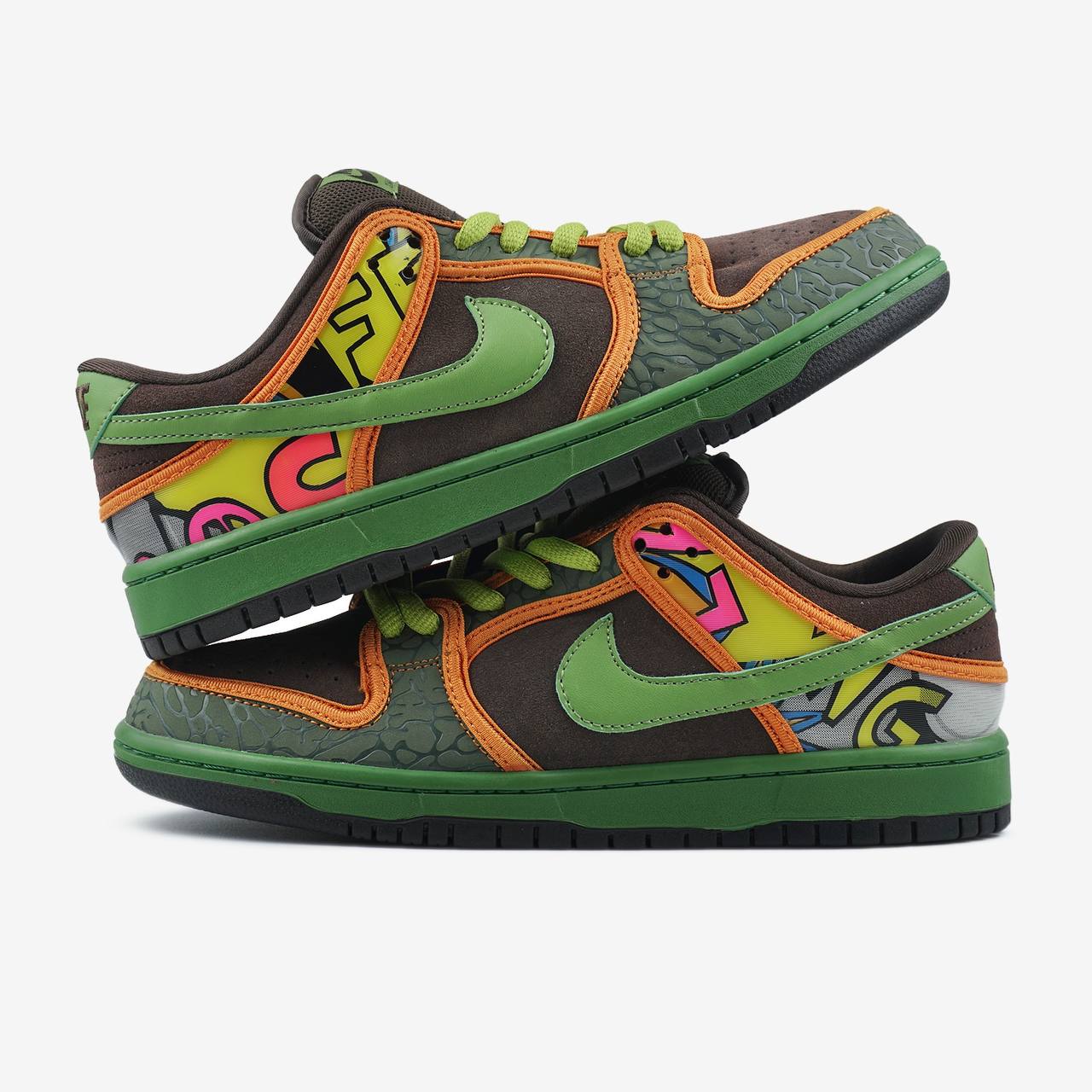 NIKE SB DUNK LOW DE LA SOUL