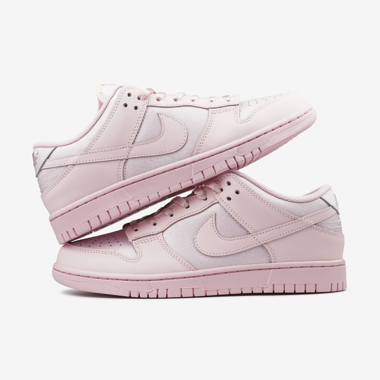NIKE DUNK LOW PRISM PINK