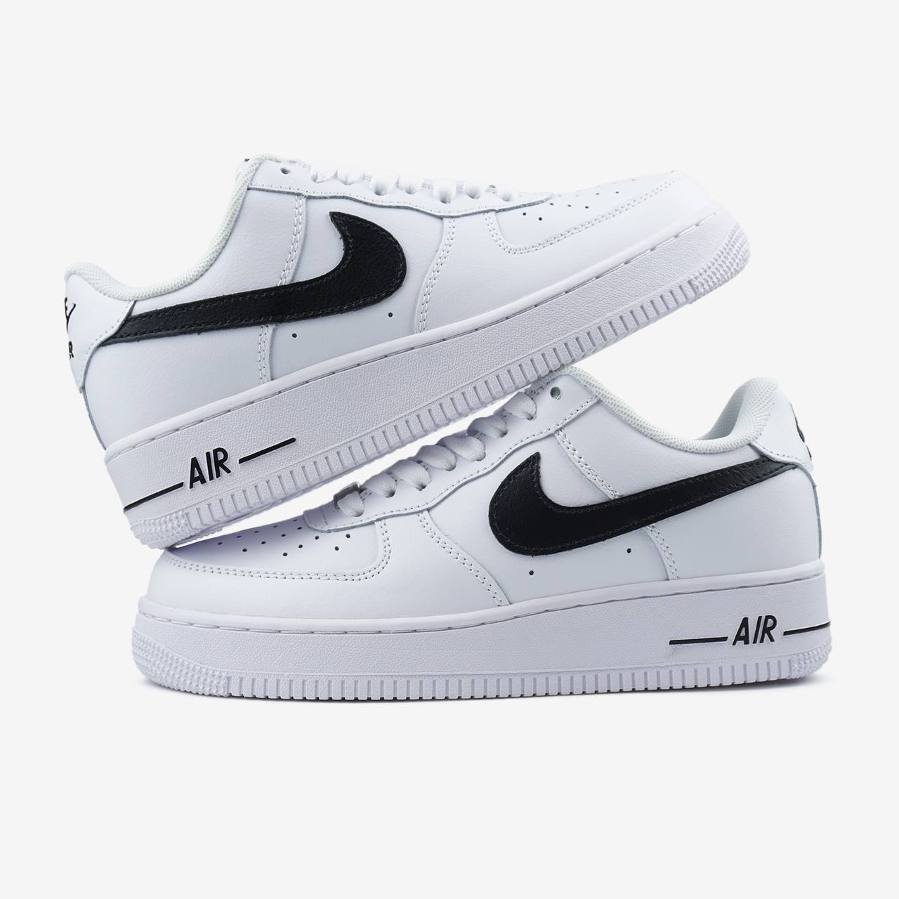 NIKE AIR FORCE 1 LOW WHITE BLACK