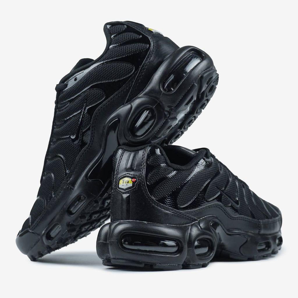 NIKE AIR MAX TN PLUS TRIPLE BLACK