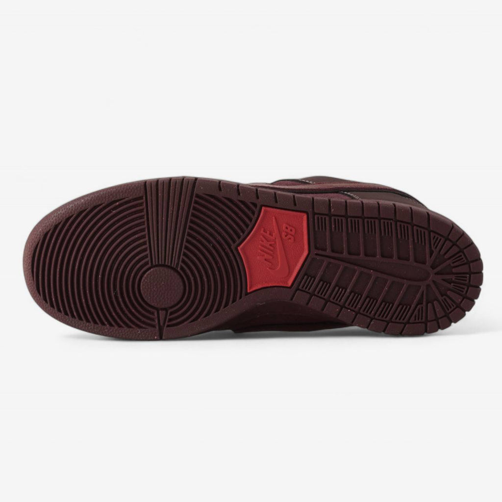 NIKE SB DUNK CITY OF LOVE BURGUNDY CRUSH
