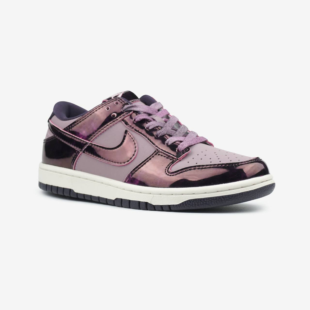 NIKE SB DUNK LOW SE PANDA PURPLE