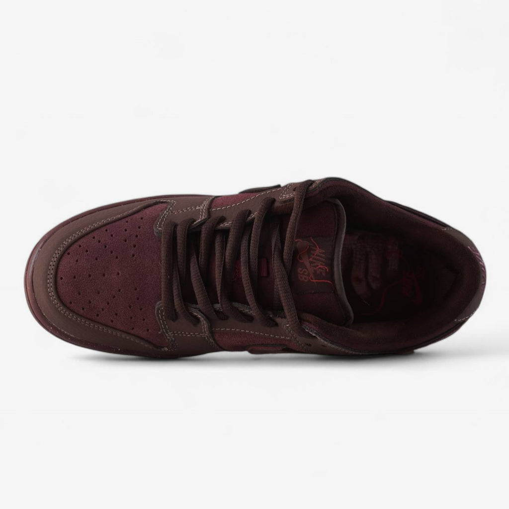 NIKE SB DUNK CITY OF LOVE BURGUNDY CRUSH