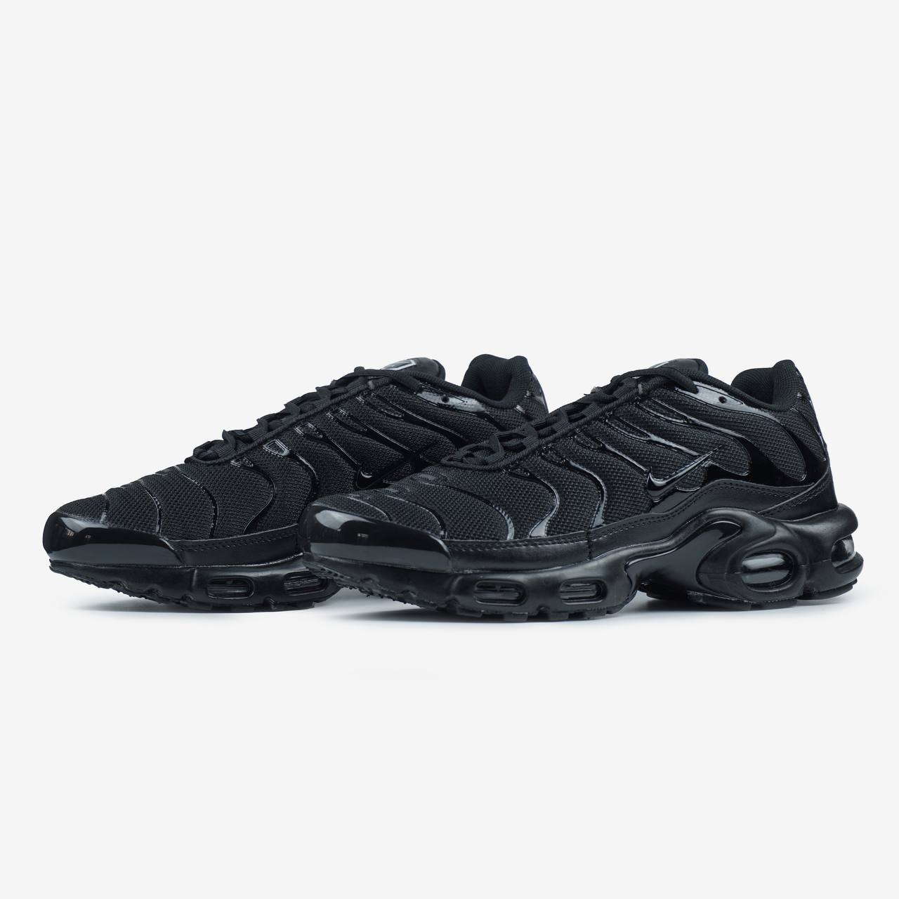 NIKE AIR MAX TN PLUS TRIPLE BLACK