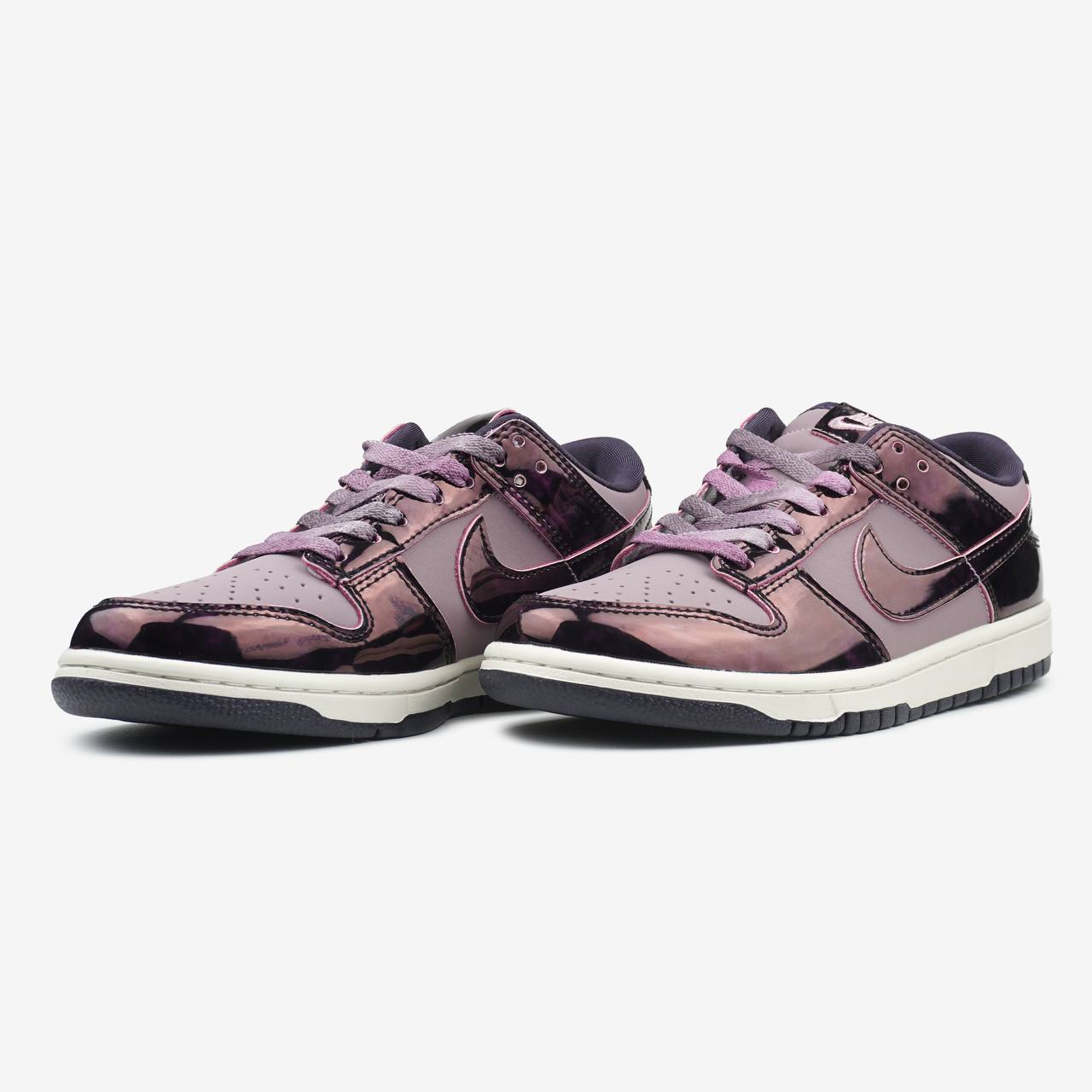 NIKE SB DUNK LOW SE PANDA PURPLE