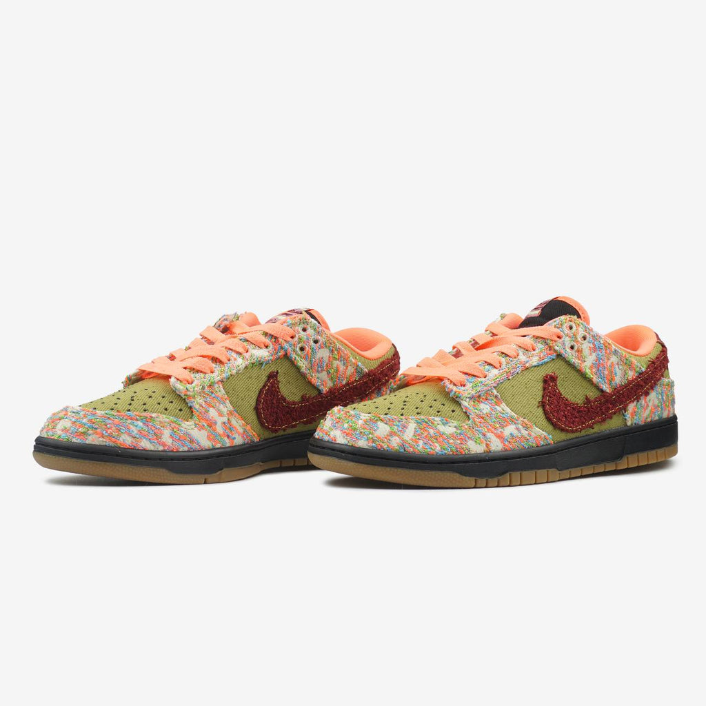 NIKE SB DUNK LOW PANDA MONIUM GREEN CURRY