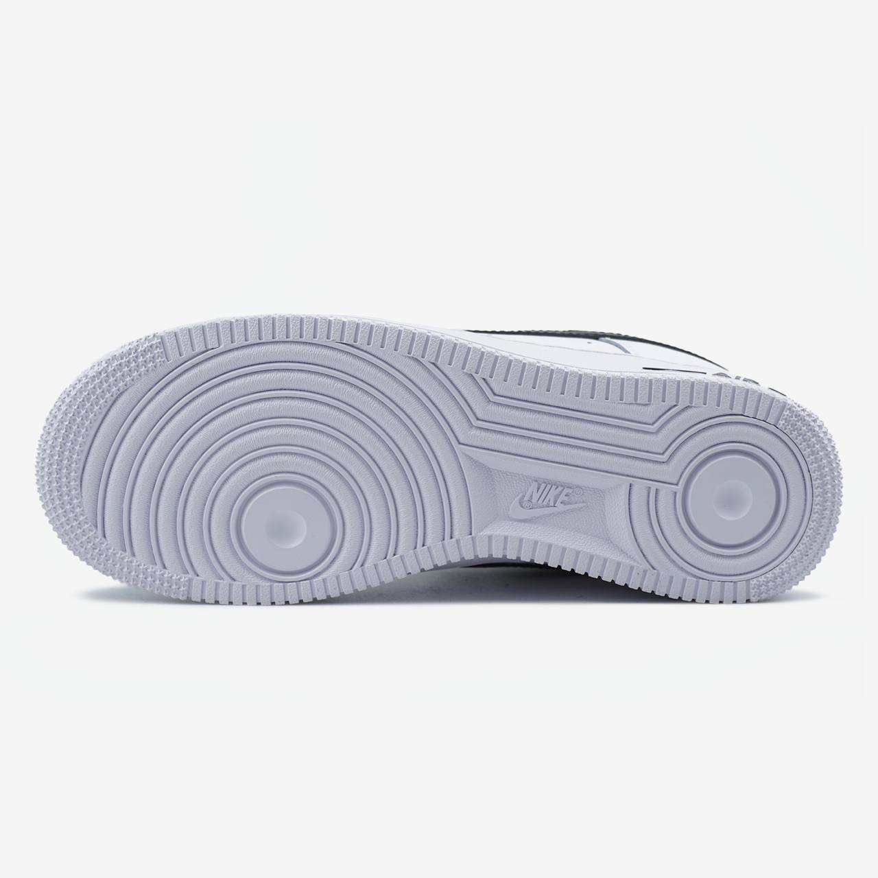NIKE AIR FORCE 1 LOW WHITE BLACK
