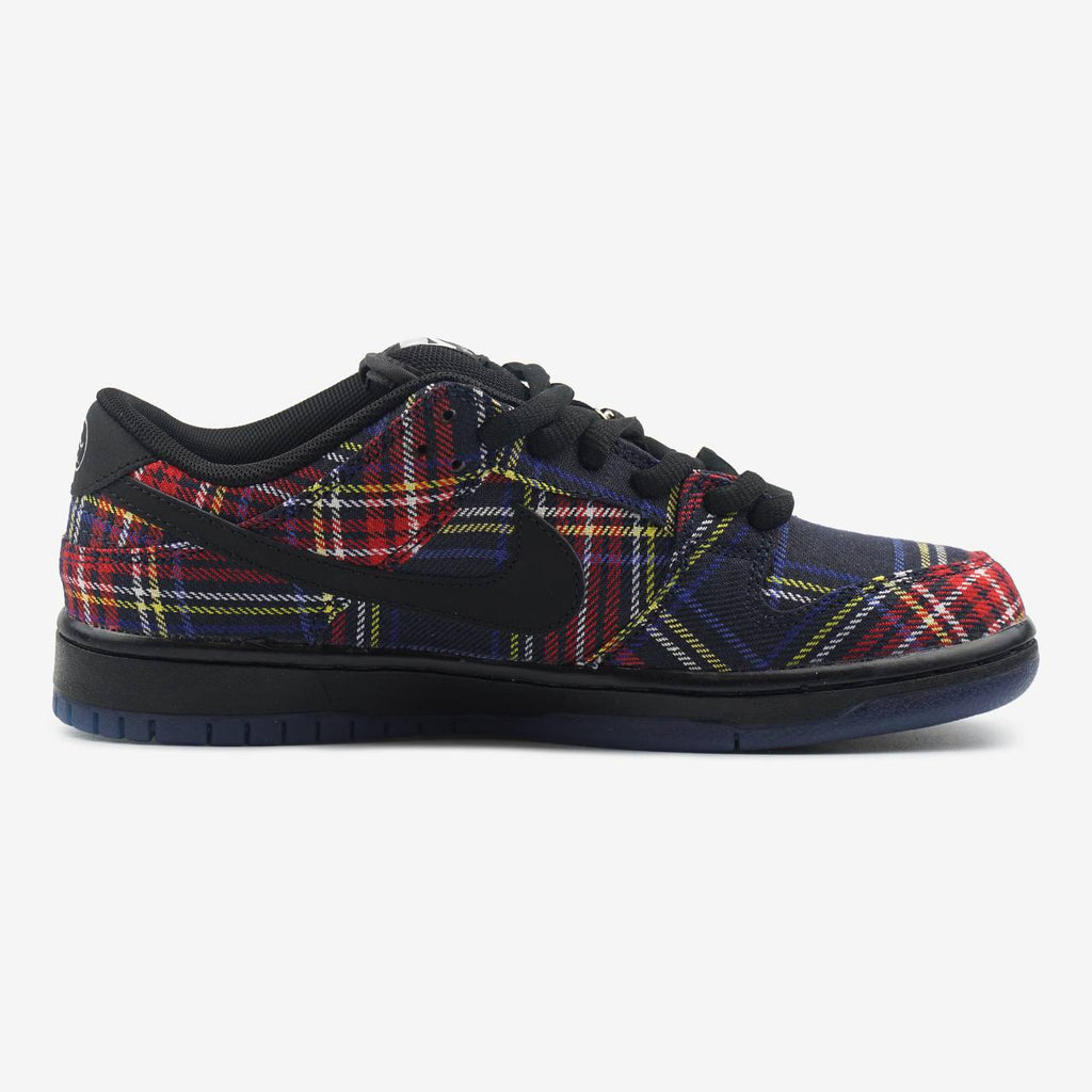NIKE SB DUNK LOW NARDWUAR