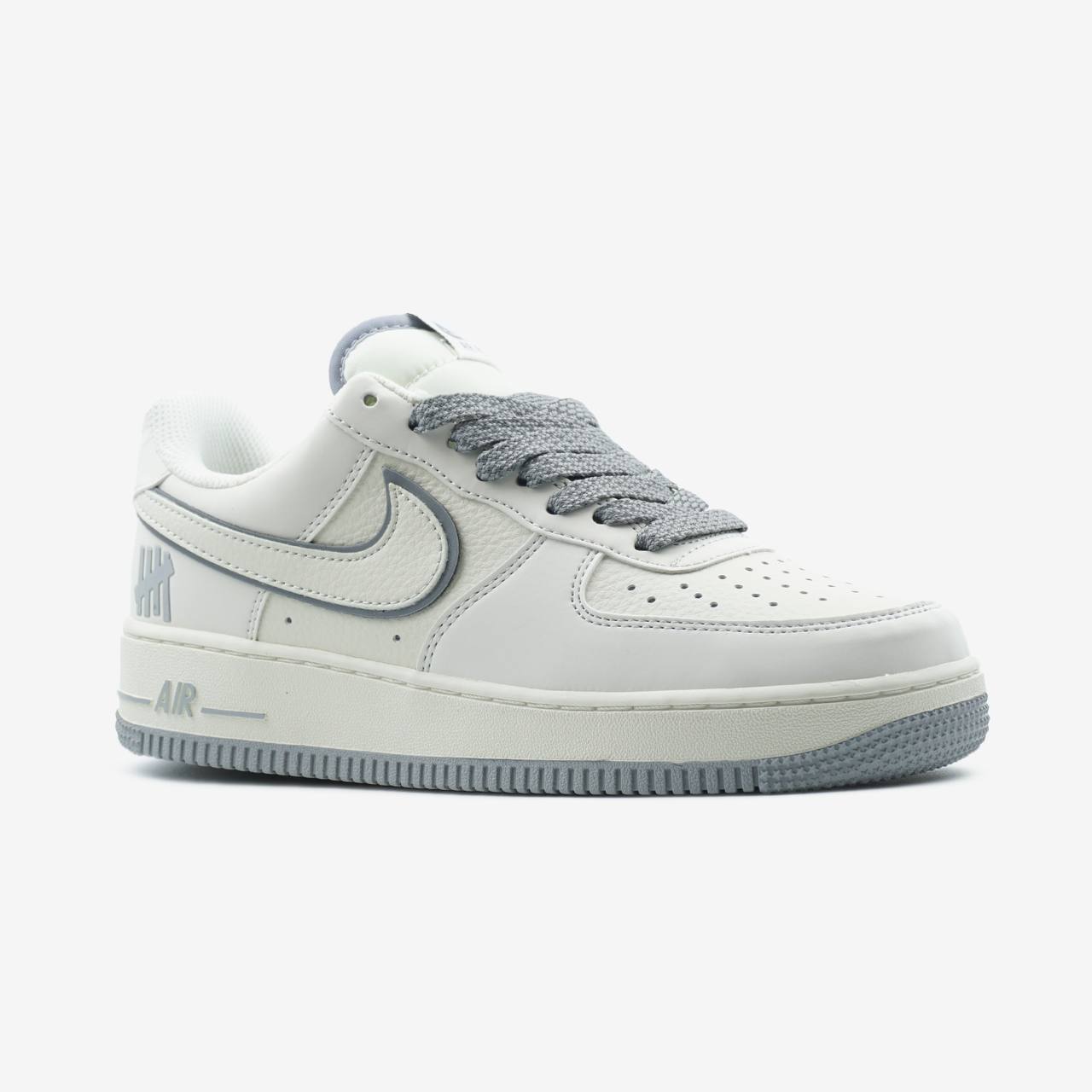 NIKE AIR FORCE 1 LOW X UNDEFEATED WHITE GREY