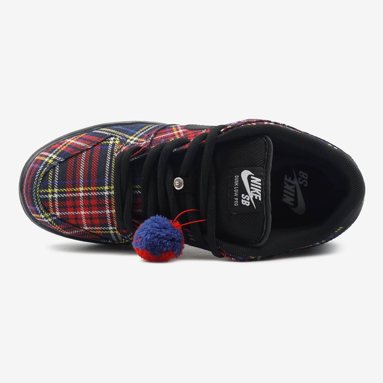 NIKE SB DUNK LOW NARDWUAR