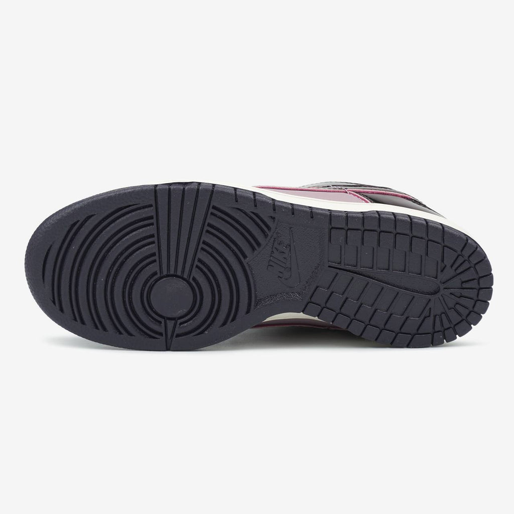 NIKE SB DUNK LOW SE PANDA PURPLE