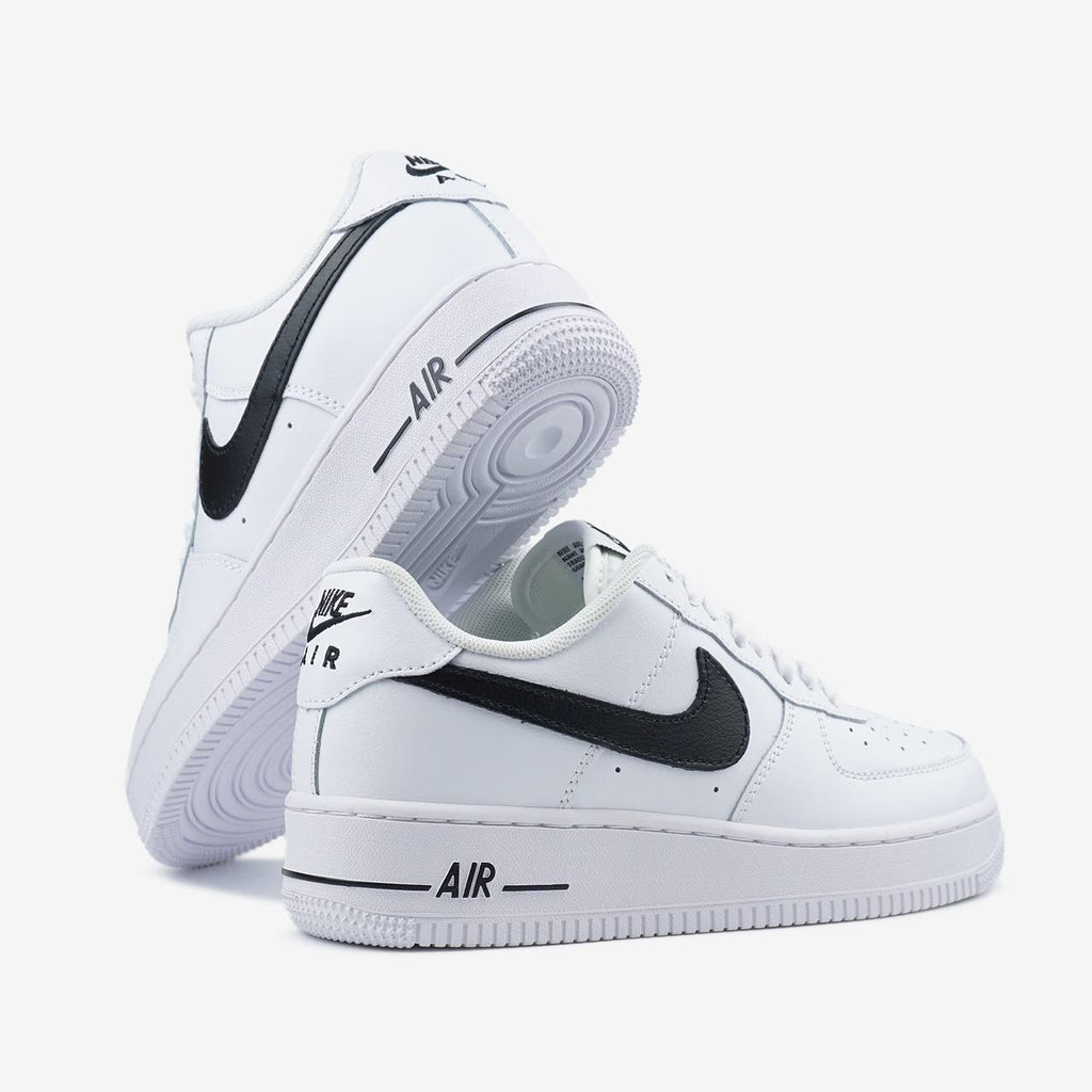 NIKE AIR FORCE 1 LOW WHITE BLACK