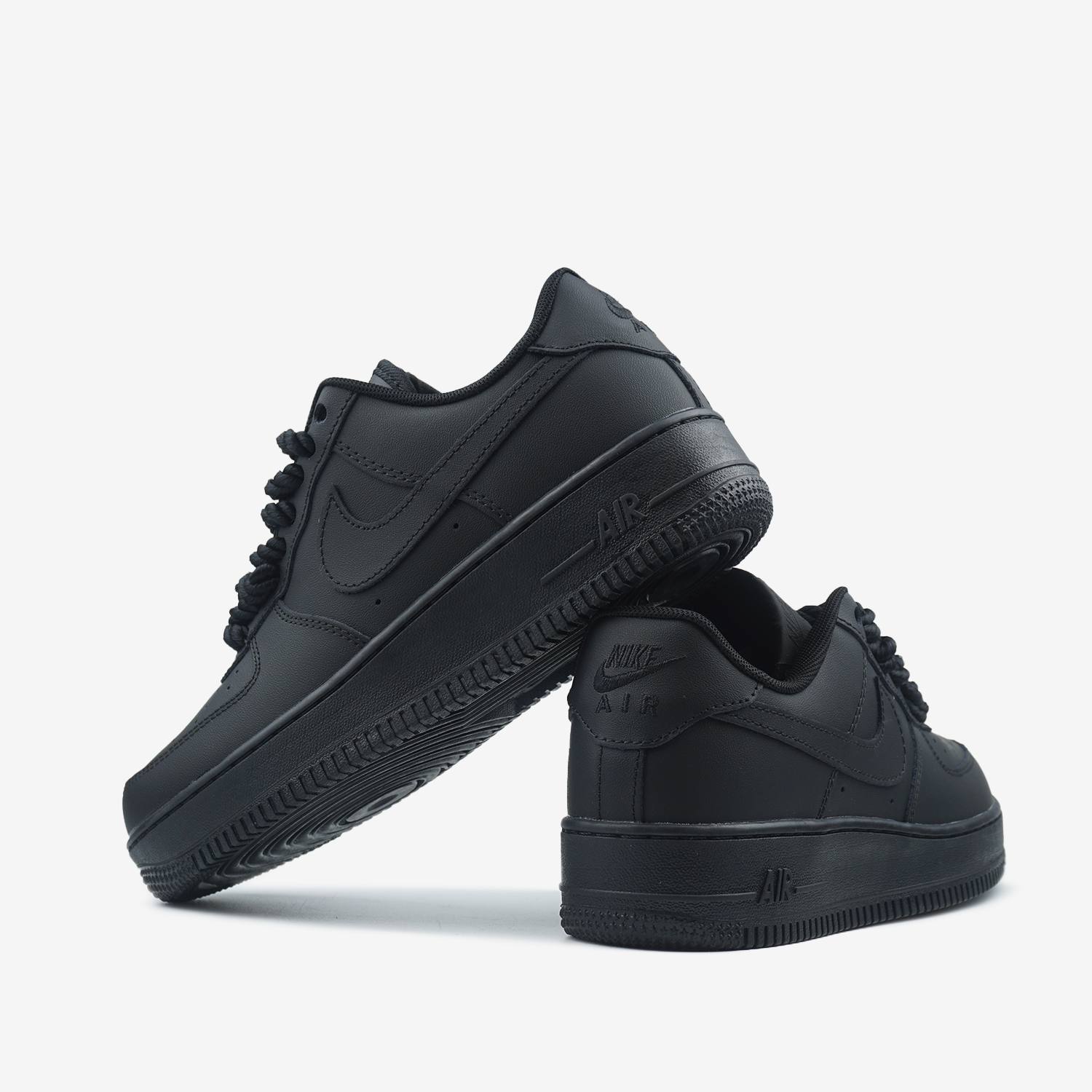 NIKE AIR FORCE 1 LOW BLACK ROPE LACES